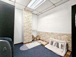 Manhattan House (D3), Office #566802931